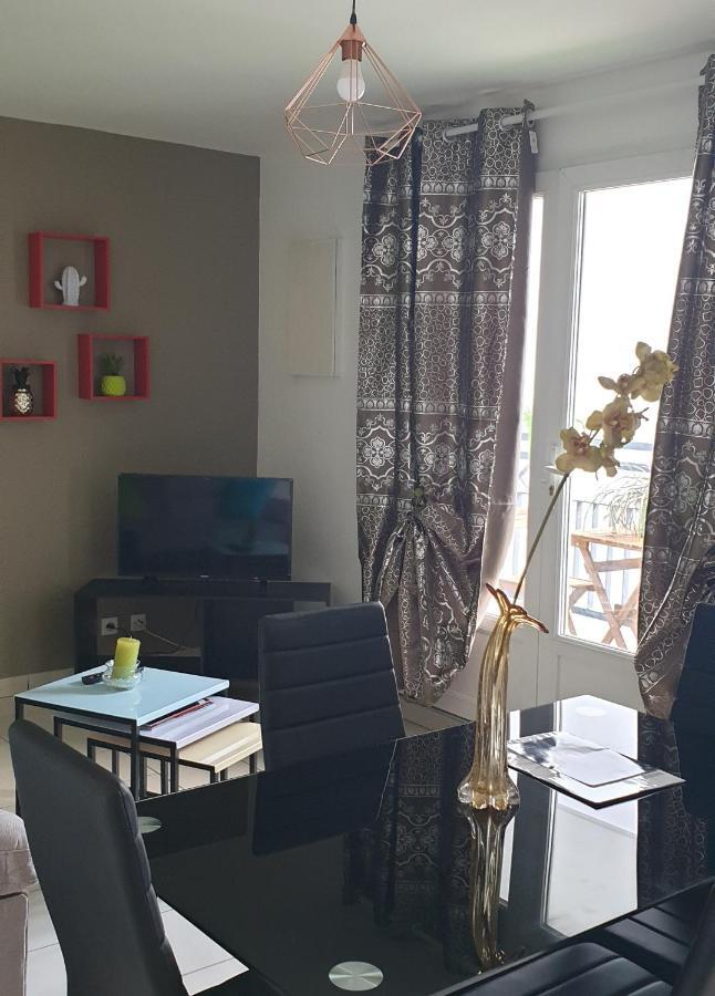 T2 agréable sur sainte marie  Extérieur photo